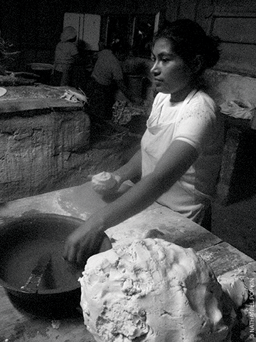 nic_masa-in-the-Buenos-Aires-kitchen_popkin