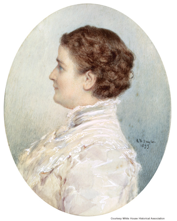 Painting of Ida Saxton McKinley by Emily Drayton Taylor, 1899.