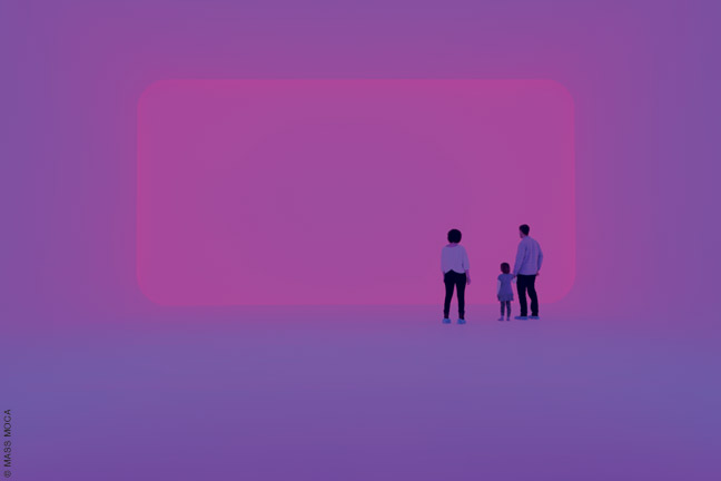 Perfectly Clear (Ganzfeld), James Turrell, 1991. Colored light installation.